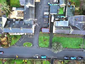 Photo 1- click for photo gallery